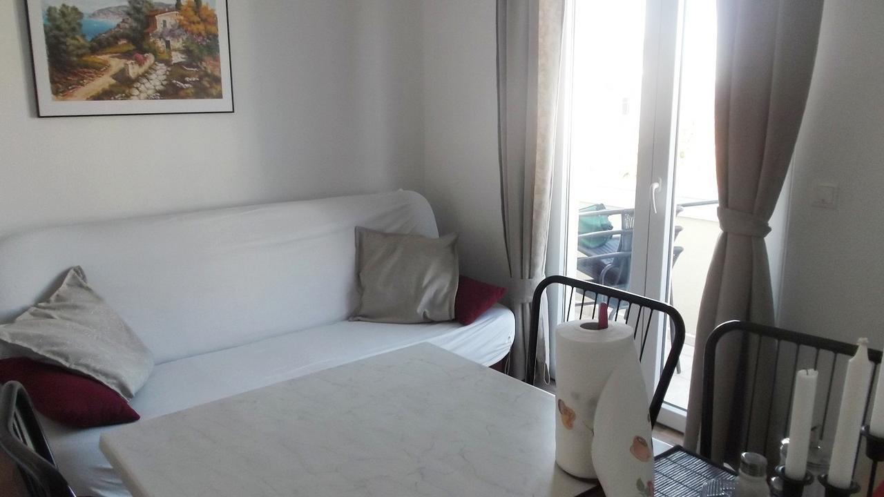 Apartments Marija Near Center Vodice Pokoj fotografie